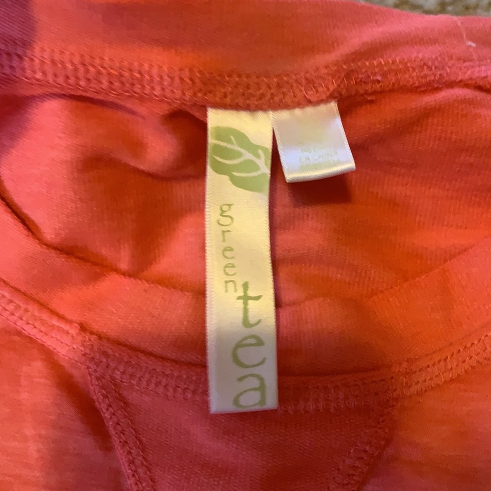 NWOT Green tea top size small - Picture 12 of 15